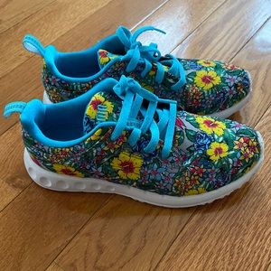 Puma floral Carson runner
